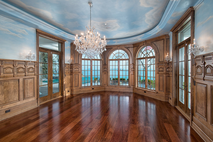 Stately beauty on the Sound in Norwalk