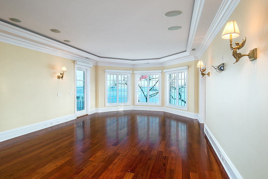 Stately beauty on the Sound in Norwalk