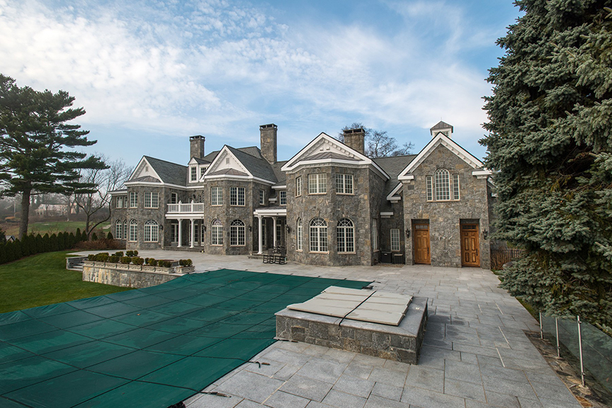 Stately beauty on the Sound in Norwalk