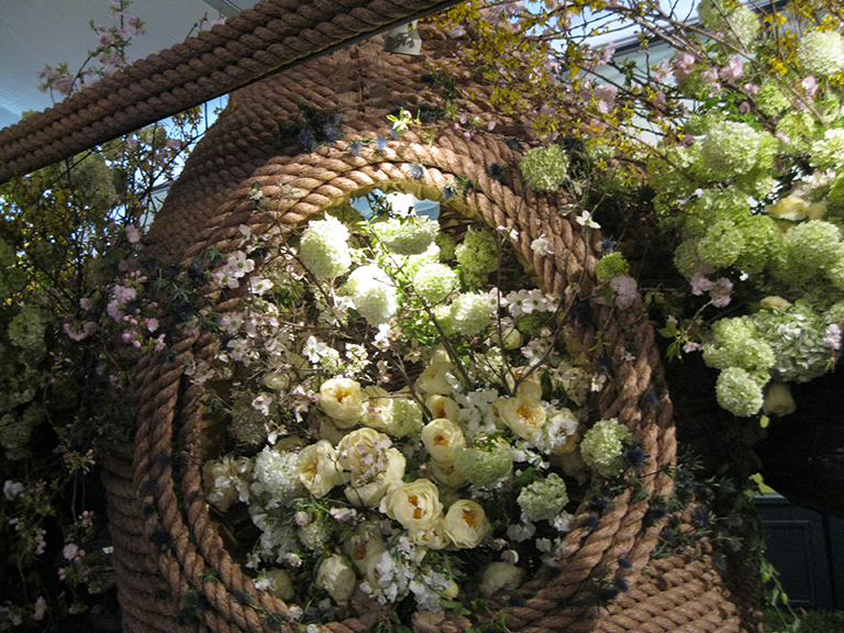 Ken Fulk’s apiary designs for the “Antique Garden Furniture Fair” included beehive birdhouses and stunning floral arrangements that inspired many a selfie. Photographs by Georgette Gouveia