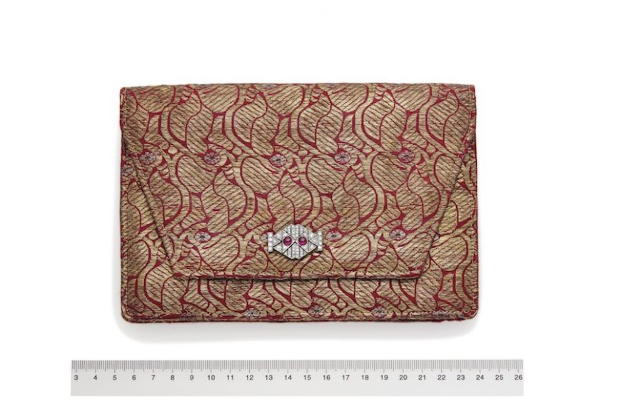 This French Art Deco evening bag from the 1920s with a diamond-and-ruby clasp joins the holdings of Lyndhurst, thanks to successful bidding during the Parisian auction of goods owned by Anna Gould, a onetime resident of the Tarrytown mansion. Photograph © Christie’s Images. Courtesy Lyndhurst.