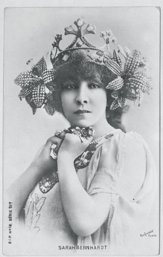 Sarah Bernhardt wearing a “lili crown” designed by René Lalique.