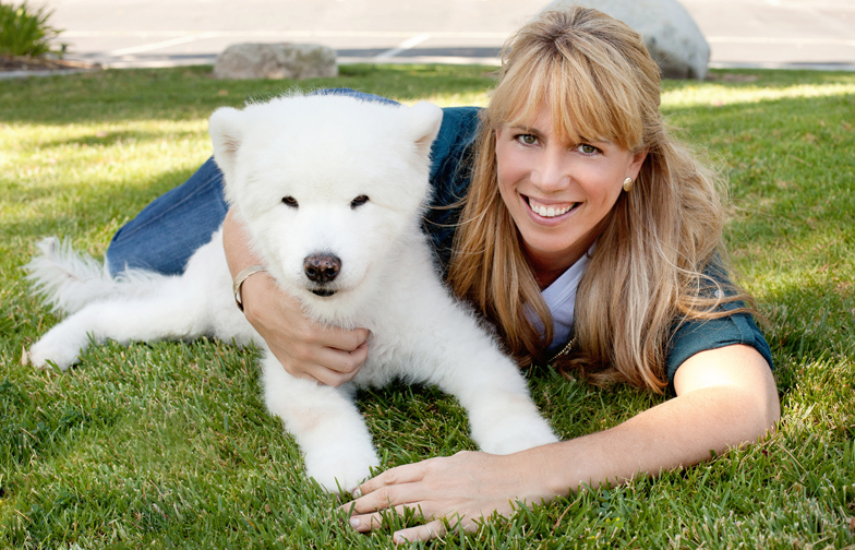 Mary Gardner, DVM, with Serissa, one of the Samoyeds she loved and lost. 
Photographs courtesy Lap of Love.