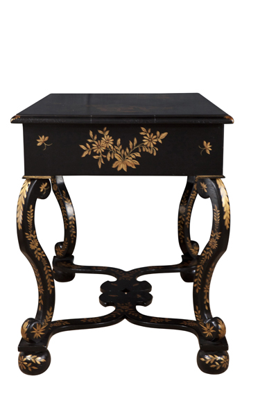 [4] The Hudson Valley Side Table in black crackled lacquer with Chinoiserie finish ($5,600). Photograph courtesy of Posse Furniture.