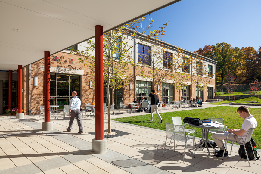 The Masters School Fonseca Center in Dobbs Ferry, N.Y.  Photograph courtesy of Peter Gisolfi Associates.