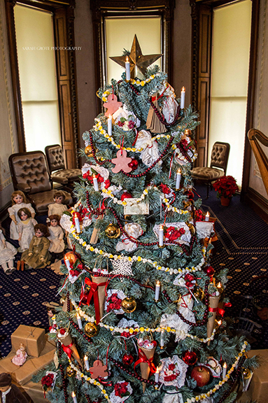 The Lockwood-Mathews Mansion Museum celebrates a Victorian Christmas.