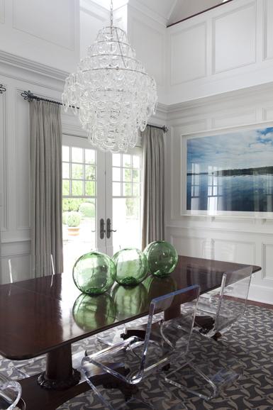A unique dining room designed by Charlotte Barnes. Courtesy George Ross Photographs.