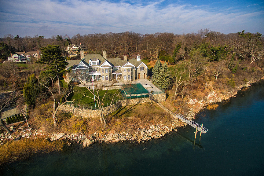 Stately beauty on the Sound in Norwalk
