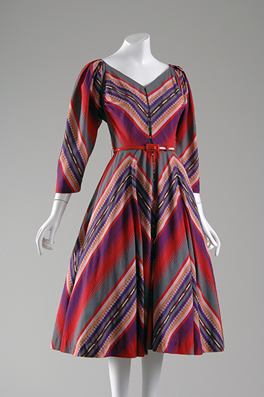 Claire McCardell, dress, 1952. Collection of The Museum at FIT. Gift of Gerta Harriton. © The Museum at FIT.
