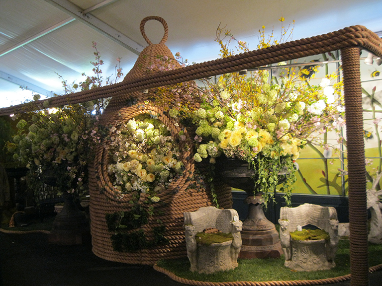 Ken Fulk’s apiary designs for the “Antique Garden Furniture Fair” included beehive birdhouses and stunning floral arrangements that inspired many a selfie. Photographs by Georgette Gouveia