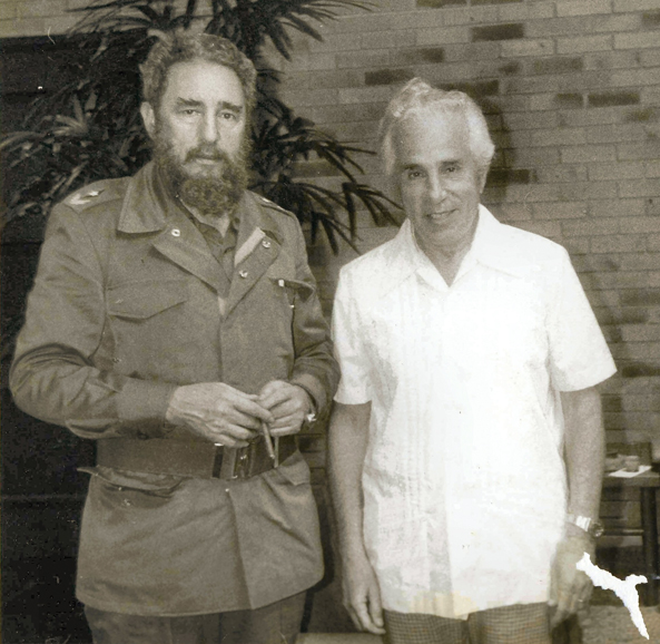 Fidel Castro and Seymour Topping. Photograph by a Cuban government photographer.