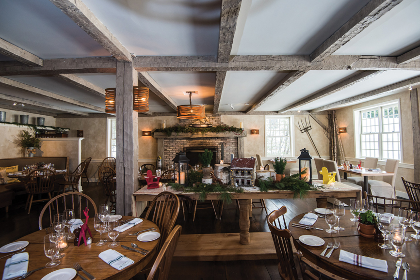 The cozy dining room at Four Columns. Photograph courtesy Four Columns.