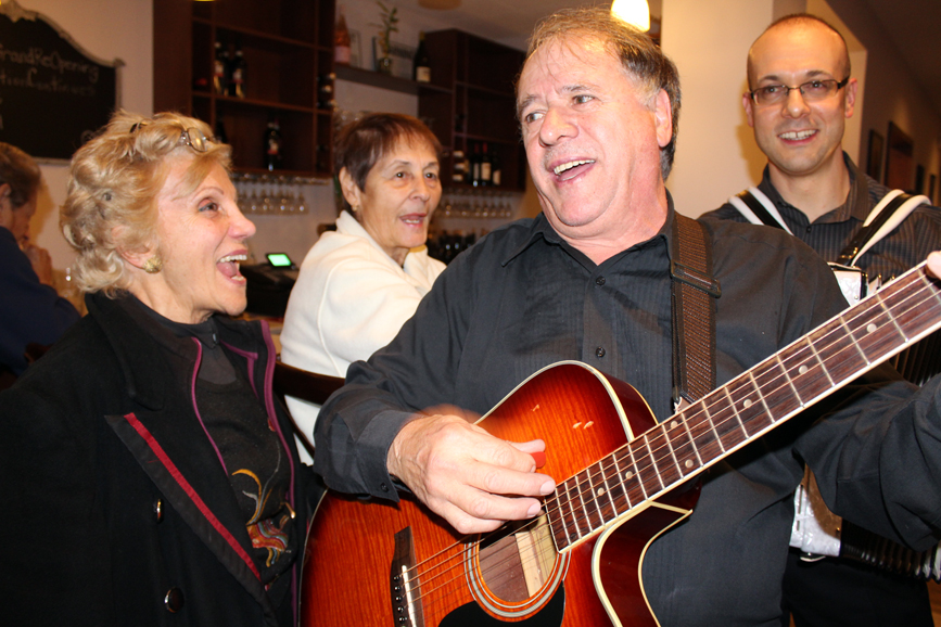 Live music excites guests for the grand re-opening. Photograph by Aleesia Forni.