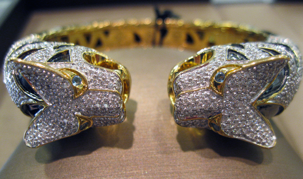 A double-head cuff by John Hardy. Photograph by Georgette Gouveia. 