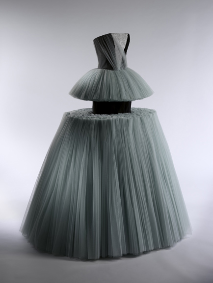 Ball Gown, Viktor & Rolf (Dutch, founded 1993), spring/summer 2010; The Metropolitan Museum of Art, Purchase, Friends of The Costume Institute Gifts, 2011 (2011.8). © The Metropolitan Museum of Art, Photo by Anna-Marie Kellen. 