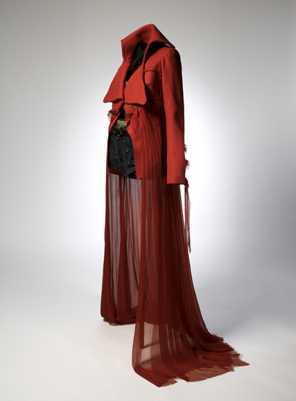 Ensemble, John Galliano (British, born Gibraltar, 1960) for Maison Margiela (French, founded 1988), spring/summer 2015; The Metropolitan Museum of Art, Purchase, Friends of the Costume Institute Gifts, 2015 (2015.541). © The Metropolitan Museum of Art, Photo by Anna-Marie Kellen. 