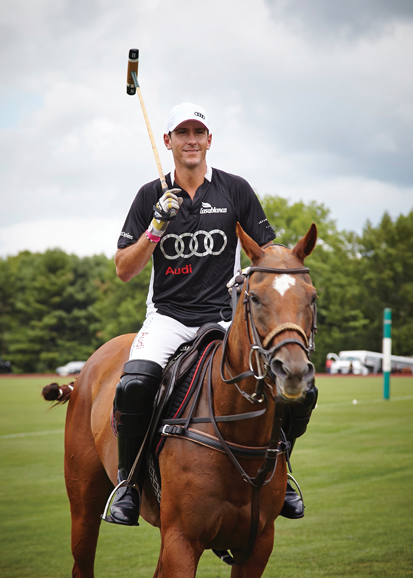 Nic Roldan getting ready
for the East Coast Open
at Greenwich Polo Club.
Photograph by Chichi
Ubiña.