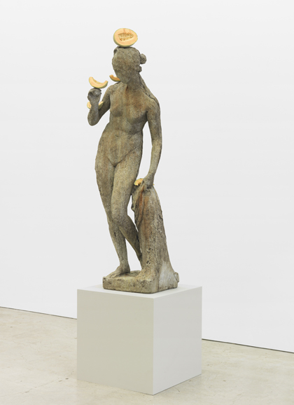 Tony Matelli's "Venus" (2015), concrete and painted bronze. Courtesy of the artist and Marlborough Chelsea, N.Y.