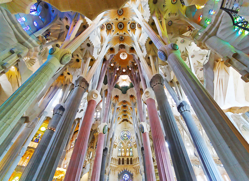 Inside Gaudí’s Basiîlica î Temple Expiatori de La Sagrda Familia. Courtesy A Certain Slant of Light.