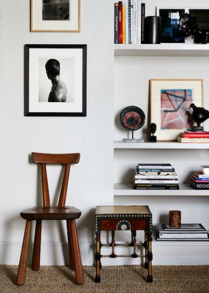 Casual yet sophisticated is the feel created by Robert Stilin’s “Roll The Dice” room at this year’s Kips Bay Decorator Show House. Here, a detail of his work, inspired by contemporary European salons. Stephen Kent Johnson photograph courtesy Robert Stilin.