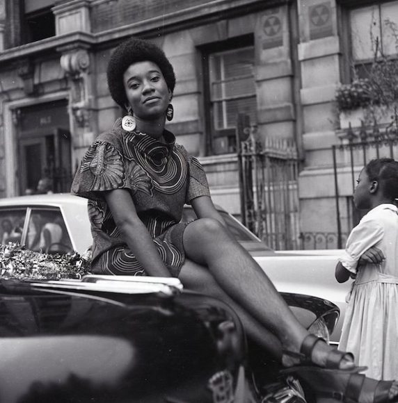 Grandassa model Pat Bardonelle during the Garvey Day Parade, Aug. 17, 1968. Photograph by Kwame Brathwaite © 1962, Courtesy of the photographer and the Museum of the City of New York.