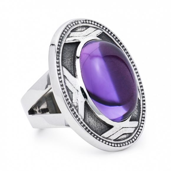 Chasseur Fine Jewelry will be featured at RE:FINE Holiday 2017 in The Store at MAD in Manhattan.
Here, a cocktail ring from the company. Courtesy the Museum of Arts and Design.
