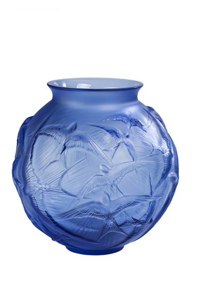The Hirondelles medium vase in sapphire blue crystal from Lalique. Image courtesy Lalique.