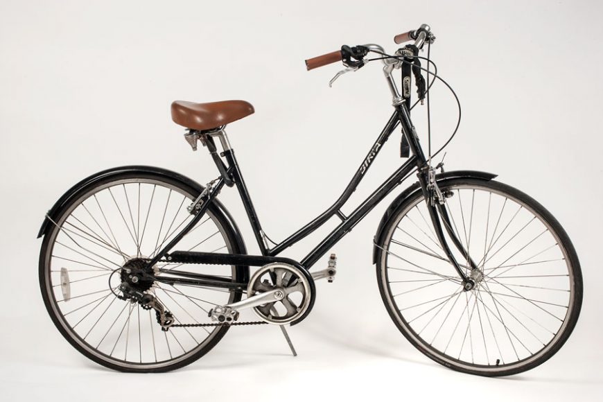 Ciel Bicycles (est. about 1987), New York City, retailer Biria, Germany (est. 1976), manufacturer. Bicycle used by Bill Cunningham, ca. 2002. New-York Historical Society, Gift of Louise Doktor, 2017.13.1. Cunningham circulated around the city on a bicycle. This bicycle is one of 30 he owned during his many years as New York’s trend spotter. Images courtesy New-York Historical Society Museum & Library.