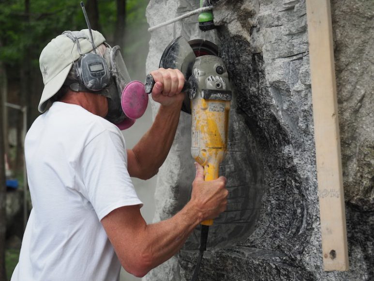 Bob Madden continues his creation, working on site in Dutchess County. Photograph by Bob Rozycki.