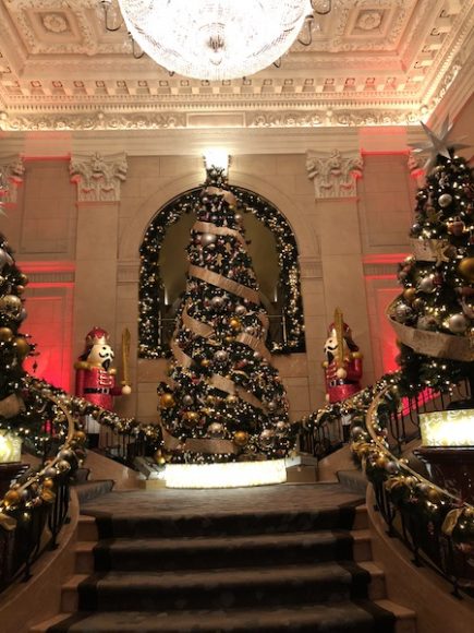 The lobby of the Peninsula New York, festooned by Morano Landscape Garden Design and The Xmas Designers. Courtesy Morano Landscape Garden Design.