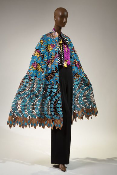 Duro Olowu, ensemble, fall 2012, England, gift of Duro Olowu. 2016.65.1. Featured in Black Fashion Designers (2016). Courtesy The Museum at FIT.