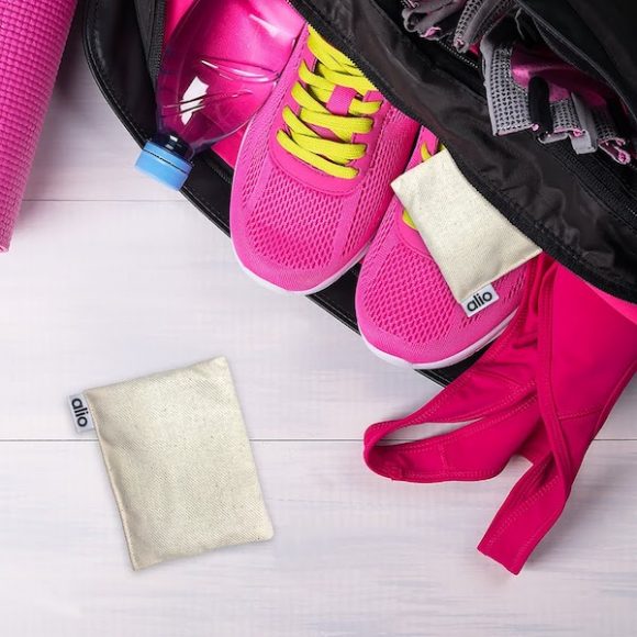 Alio fragrance pouches are the perfect size to throw in your gym bag or sock drawer.