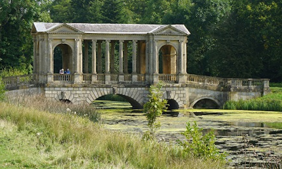 Palladian Bridge, Stowe. Photograph: Lucinda Brockway. Courtesy Greenwich Decorative Arts Society.