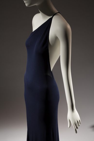 Calvin Klein, evening dress, 1996, USA. The Museum at FIT, Gift of Calvin Klein, 97.36.3. Photograph © The Museum at FIT.