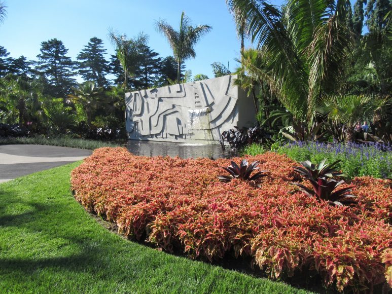 The afternoon launch of the Jardin collection at the New York Botanical Garden included a tour of “Brazilian Modern: The Living Art of Roberto Burle Marx,” which continues through Sept. 29. Photograph by Mary Shustack.