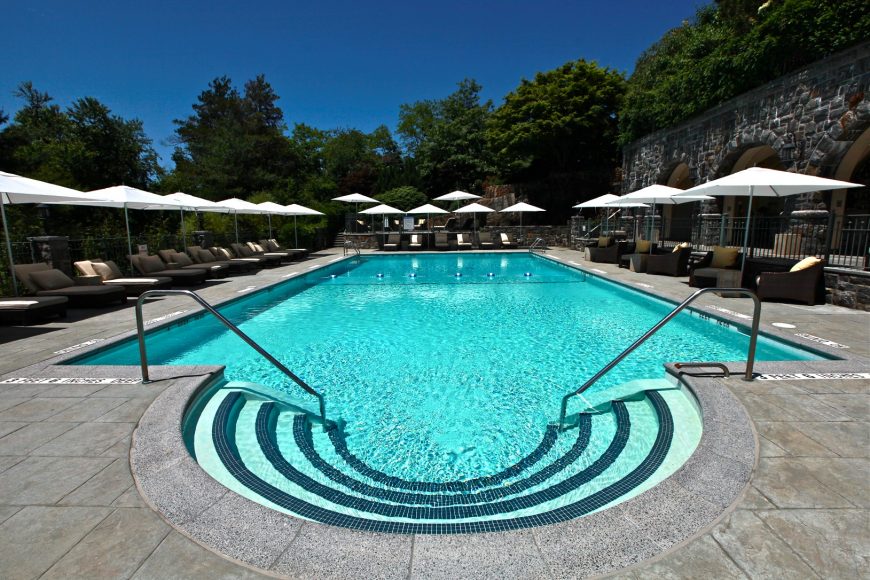 The Castle Hotel & Spa’s Pool and Grotto Bar are the setting for the return of its popular Poolside Pairings series.