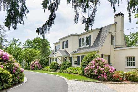 Tuttle Rd. Briarcliff Manor. Courtesy Douglas Elliman.