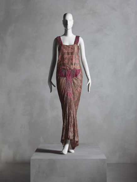 Dress, Madeleine & Madeleine (French, 1919–
26), ca. 1923; Promised gift of Sandy Schreier.
Image courtesy of The Metropolitan Museum
of Art, Photo © Nicholas Alan Cope.