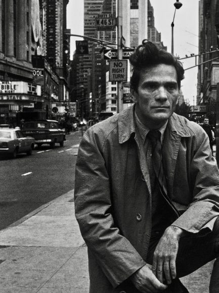 “Pier Paolo Pasolini in New York” (1966). Photograph by Duilio Pallottelli. Courtesy L’Europeo RCS. 