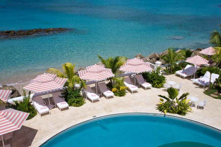 Sea front pool landscape, Cobblers Cove.
Photograph by Miguel Flores-Vianna.
