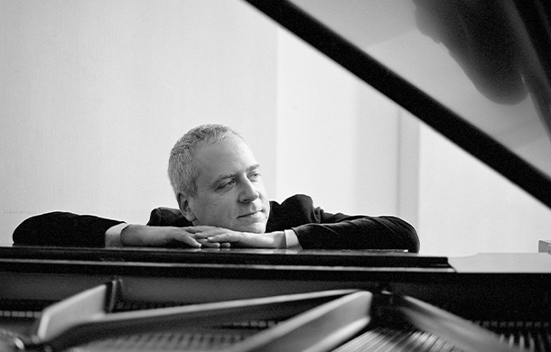 Jeremy Denk performs in the Caramoor livestream Sunday, Oct. 25. Photograph by Michael Wilson.