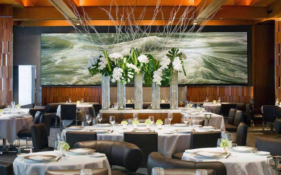 Le Bernardin, interior.
Photograph by Danny Krieger.
