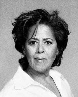 Playwright, actress and educator Anna Deavere Smith headlines a timely March 21 program from the Trinity Spiritual Center on the role of grace in adversity.