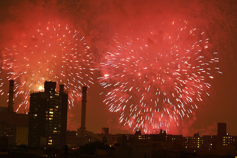 Macy’s Fourth of July fireworks in New York City, seen over Manhattan’s East Village in 2006. Most people enjoy them. Dogs, not so much. Photograph by David Shankbone. 