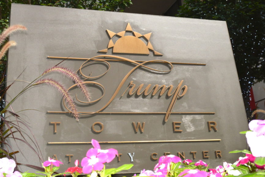 Trump Tower sign 2